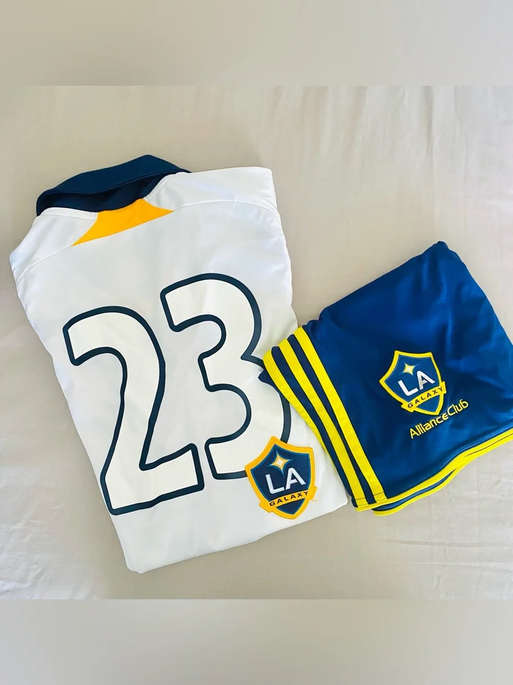 ⚽️Adidas BOYS “L.A Galaxy”  “23” Soccer Jersey set SZ L